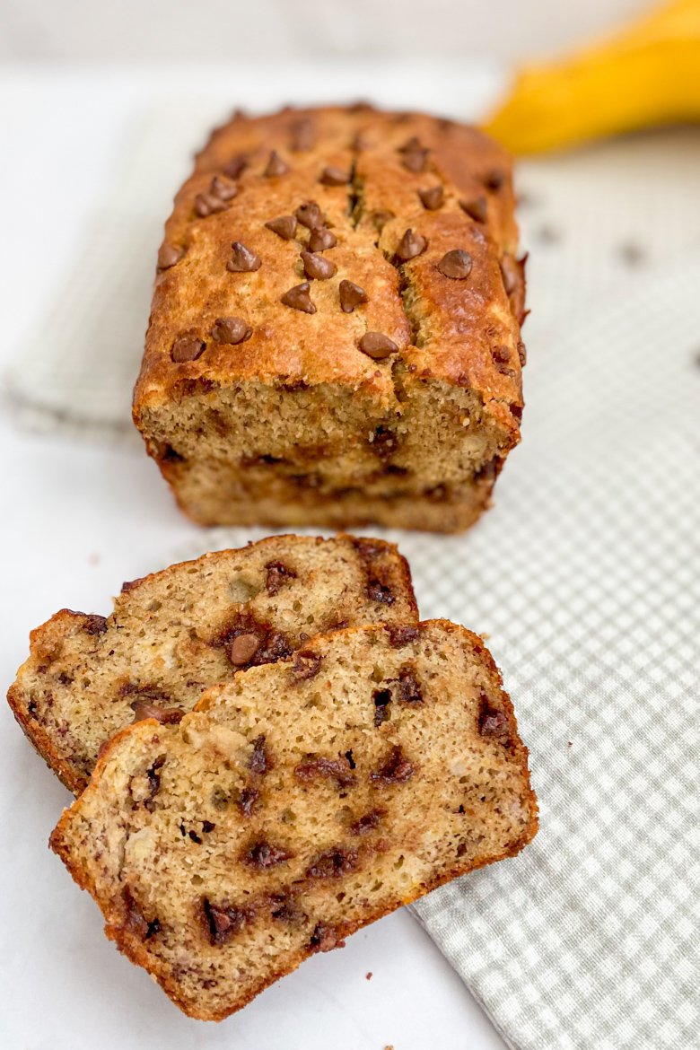 coconut flour banana bread with chocolate chips