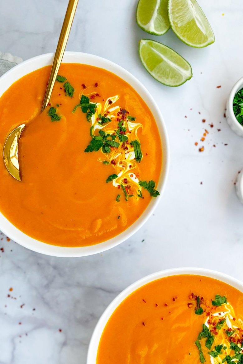 ROASTED CARROT AND CORIANDER SOUP