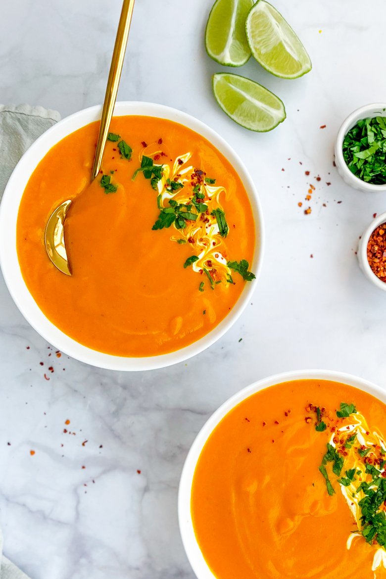 ROASTED CARROT AND CORIANDER SOUP